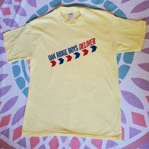 Vintage OAK RIDGE BOYS Yellow T-SHIRT Band Shirt